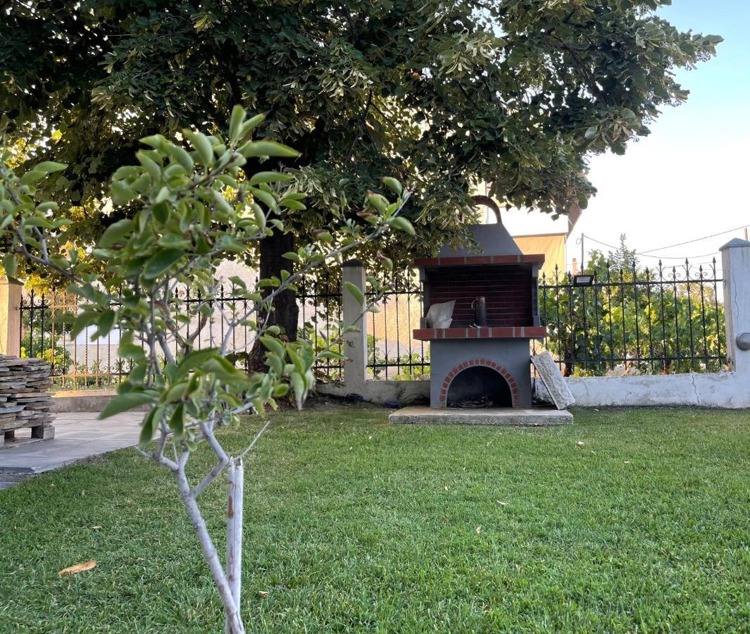 Nikiti Palataki Villa Luaran gambar